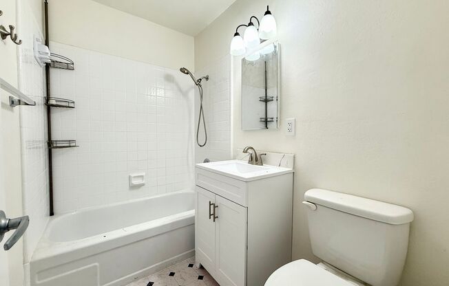 670 Hillside Blvd, Daly City
