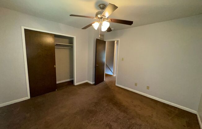 2 beds, 1.5 baths, $725, Unit Unit 18