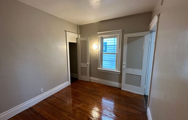 2 beds, 1 bath, $960.5, Unit 941