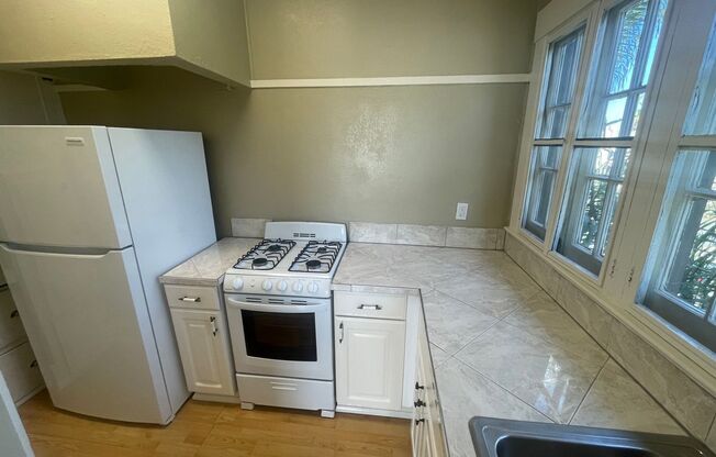 1 bed, 1 bath, 450 sqft, $1,895, Unit 3E