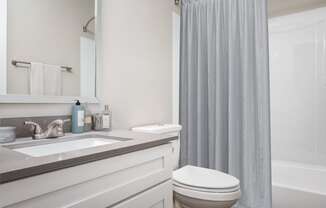 Ivy Terrace | Bathroom