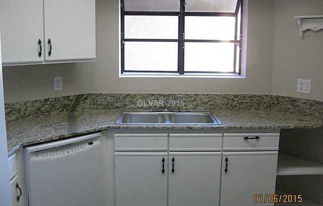 Four-Bedroom Home in Henderson!