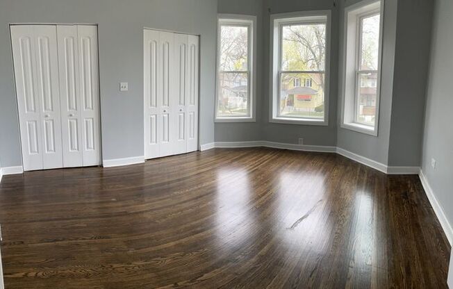 728 N PINE