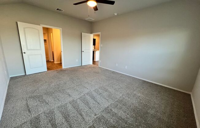 3 beds, 2 baths, $2,220