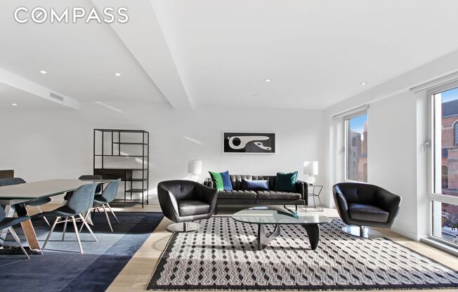 136 W HOUSTON ST
