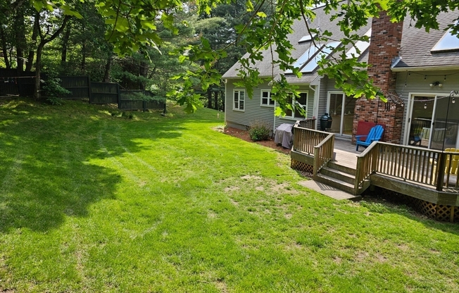 162 E EMERSON