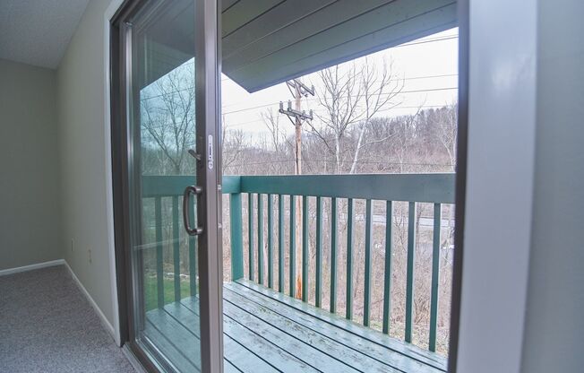 2 beds, 1 bath, 975 sqft, $1,475, Unit 512