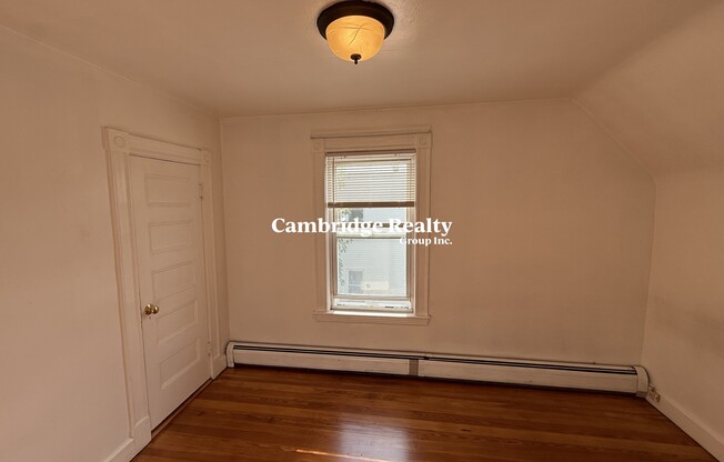 42 HOLYOKE RD