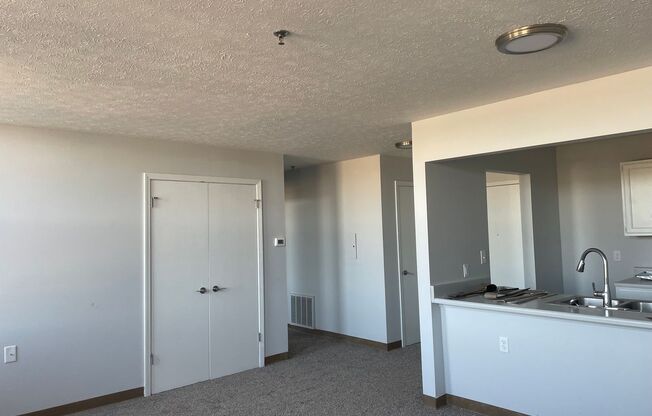 1 bed, 1 bath, 600 sqft, $895, Unit 802