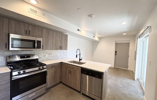 3579 South 900 East