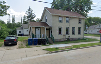 586 Bowen Street/805 E. Parkway Ave. - 805 Parkway - Upper