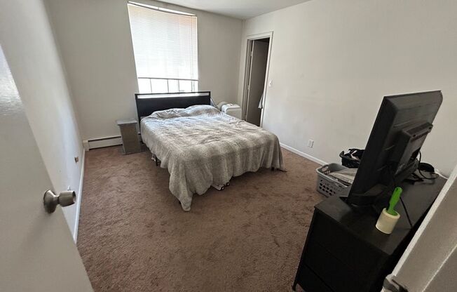 1 bed, 1 bath, $1,145, Unit 105