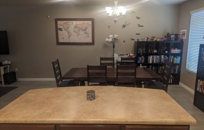 3 beds, 2.5 baths, $2,250, Unit unit 1290