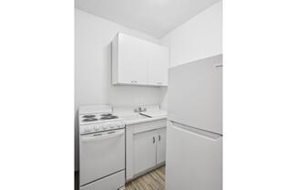 Studio, 1 bath, $2,350, Unit 5FN