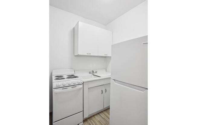 Studio, 1 bath, $2,350, Unit 5FN