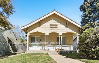 4923 11 AVE