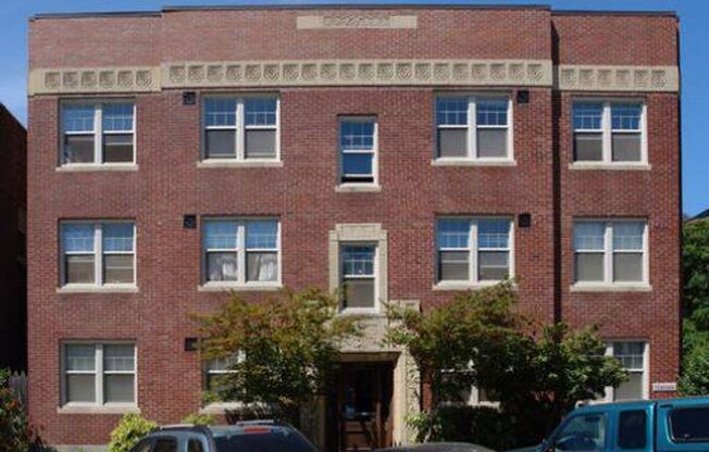 Marianne Apartments - 1 Month Free Rent