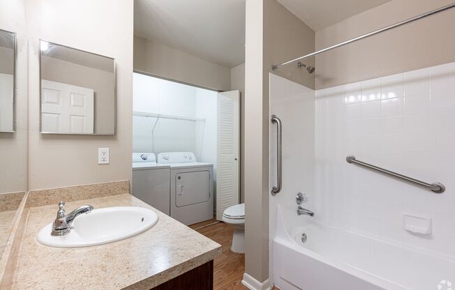 1 bed, 1 bath, 910 sqft, $1,855, Unit 03101