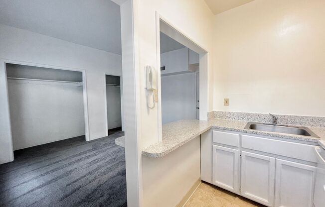 1204 P &amp; 1601 12th St - The State House Apartments