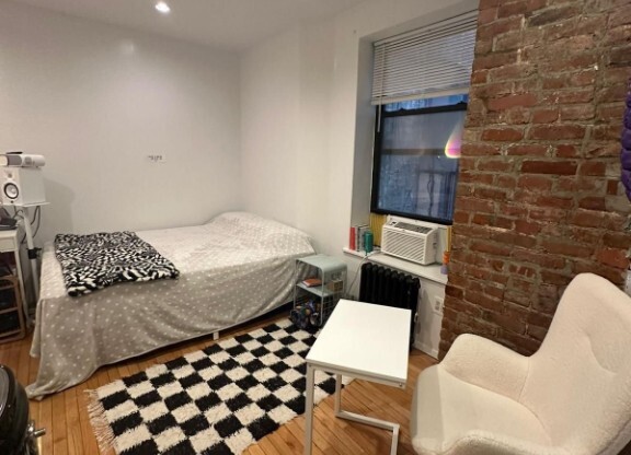 146 SULLIVAN ST