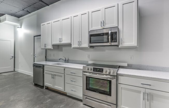 Studio, 1 bath, 450 sqft, $900, Unit D101-ADA