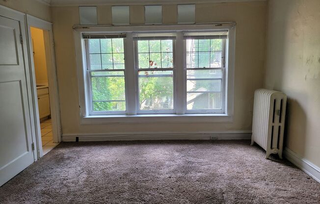 Studio, 1 bath, $825, Unit 212