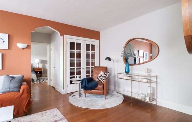 1 bed, 1 bath, 680 sqft, $1,860, Unit 305B