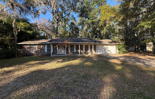 Comfortable SW Gainesville Home with Large Yard
