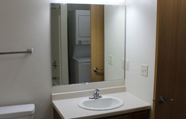 1 bed, 1 bath, 1,000 sqft, $999.99, Unit 2230-07