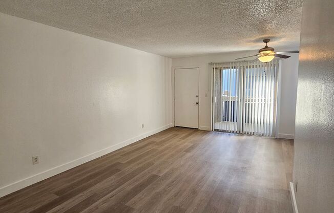 1 bed, 1 bath, 580 sqft, $1,175, Unit 328