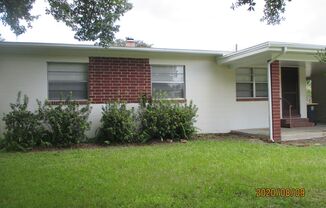 Renovated 3/1 off 103rd St