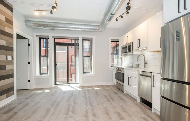 1 bed, 1 bath, 338 sqft, $1,825, Unit 309