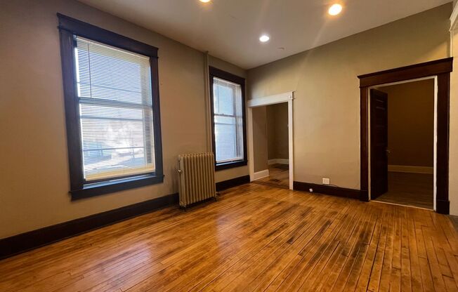 1 bed, 1 bath, 406 sqft, $930, Unit 2