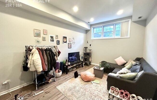 1503 W Cortez