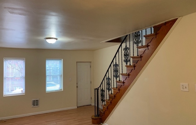 2 beds, 2 baths, $1,250