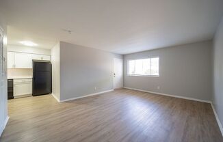 2 beds, 1 bath, $1,125