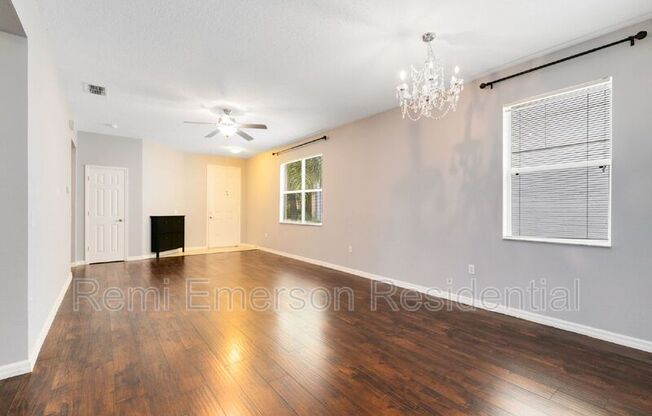 12832 OULTON CIR