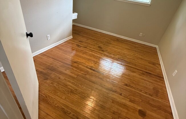 8 BRIAR DL CT