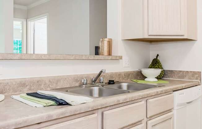 Kitchen with Breakfast Bar