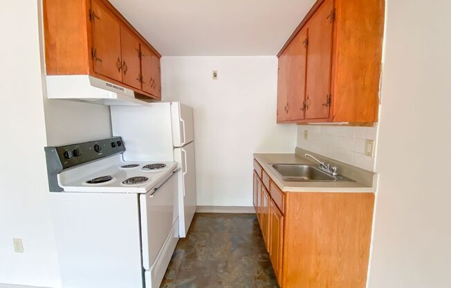 1 bed, 1 bath, 457 sqft, $1,250, Unit B5