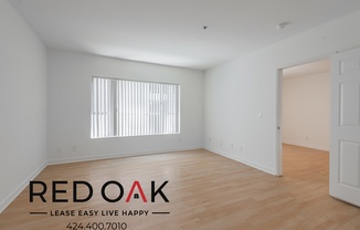 939 Palm Ave
