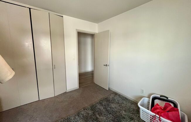 2 beds, 1 bath, $1,350, Unit 309