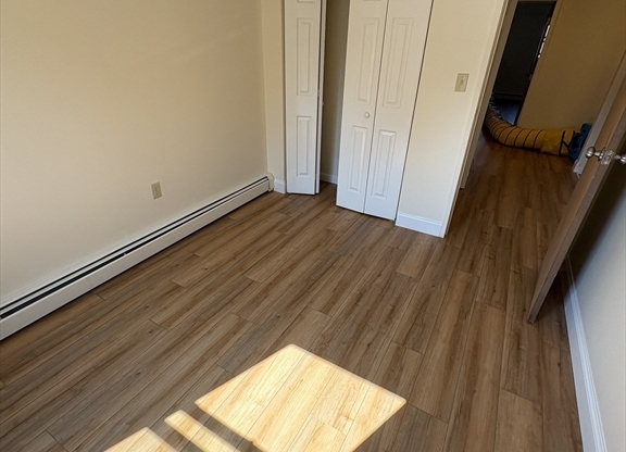 3 beds, 2 baths, 1,198 sqft, $4,400, Unit 34