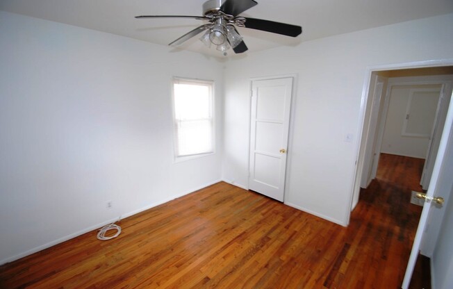 3 beds, 1 bath, $3,350