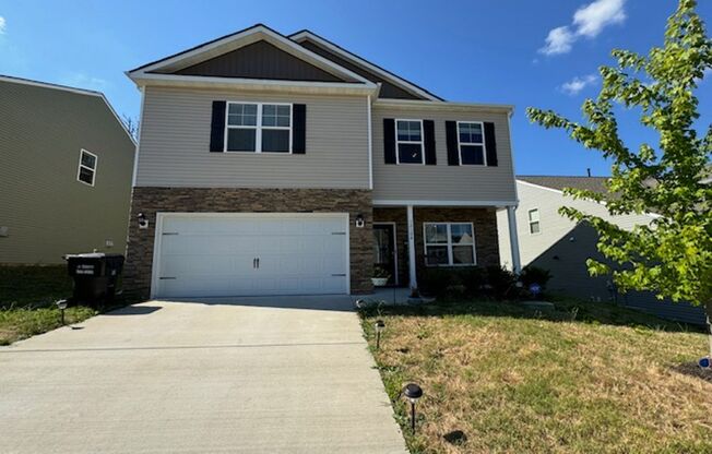 West Knoxville 37932 - Unfurnished for $2,700.00 or Fully furnished for $3,200.00 - 3 bedroom, 2.5 bath home - Contact Angie Merrick 865-973-5596