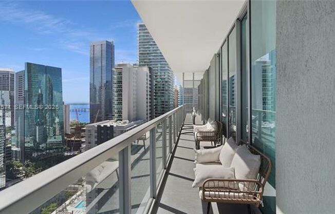 2 beds, 2 baths, $4,400, Unit # 3220 N