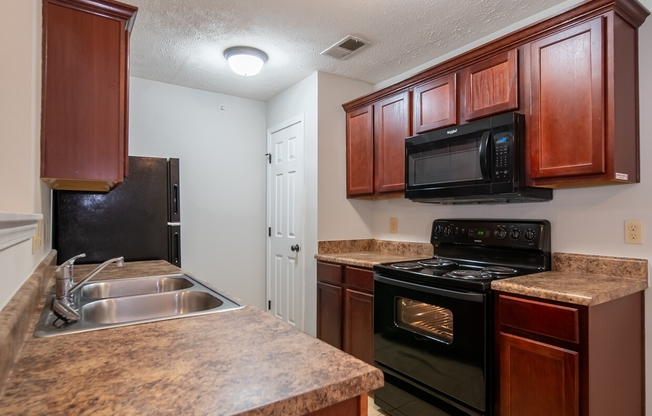 Scenic Station Apartments