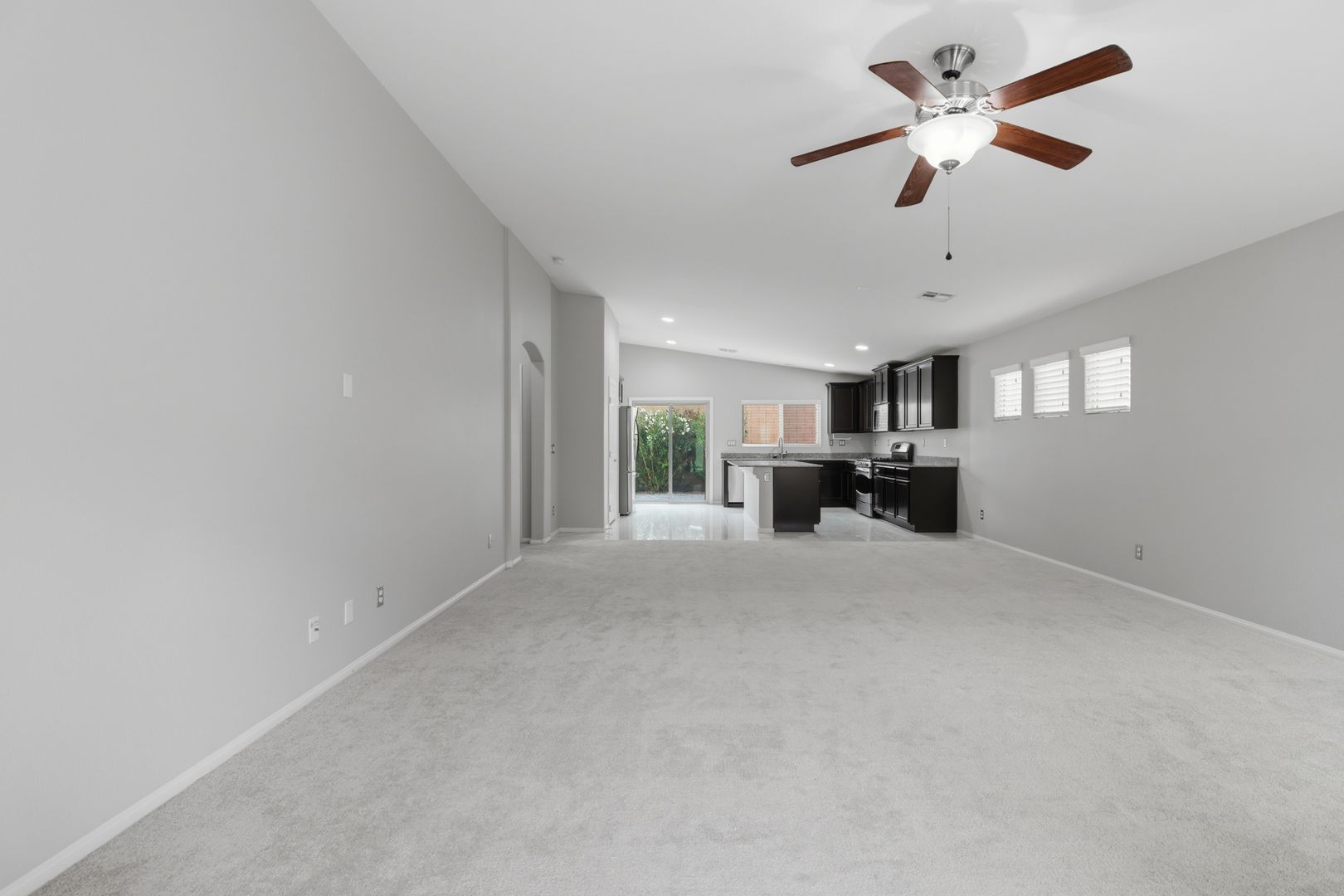 SW!!! Casita!!!! Single Story!!! 4 Bedrooms!!! Gated!!! End or Cut De Sac!!! Community green areas with walking trails.