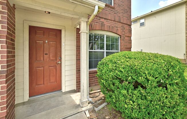 "Charming 3-Bed Sanctuary with 2.5 Baths in Kyle's Serene Peppergrass Cove, 1822 Sq Ft!"