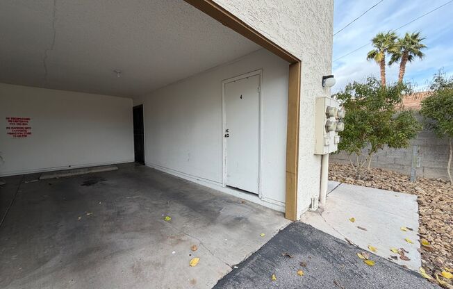 Beautiful home look, 4-plex, across from UNLV